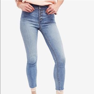 Free People light blue denim size 24-25